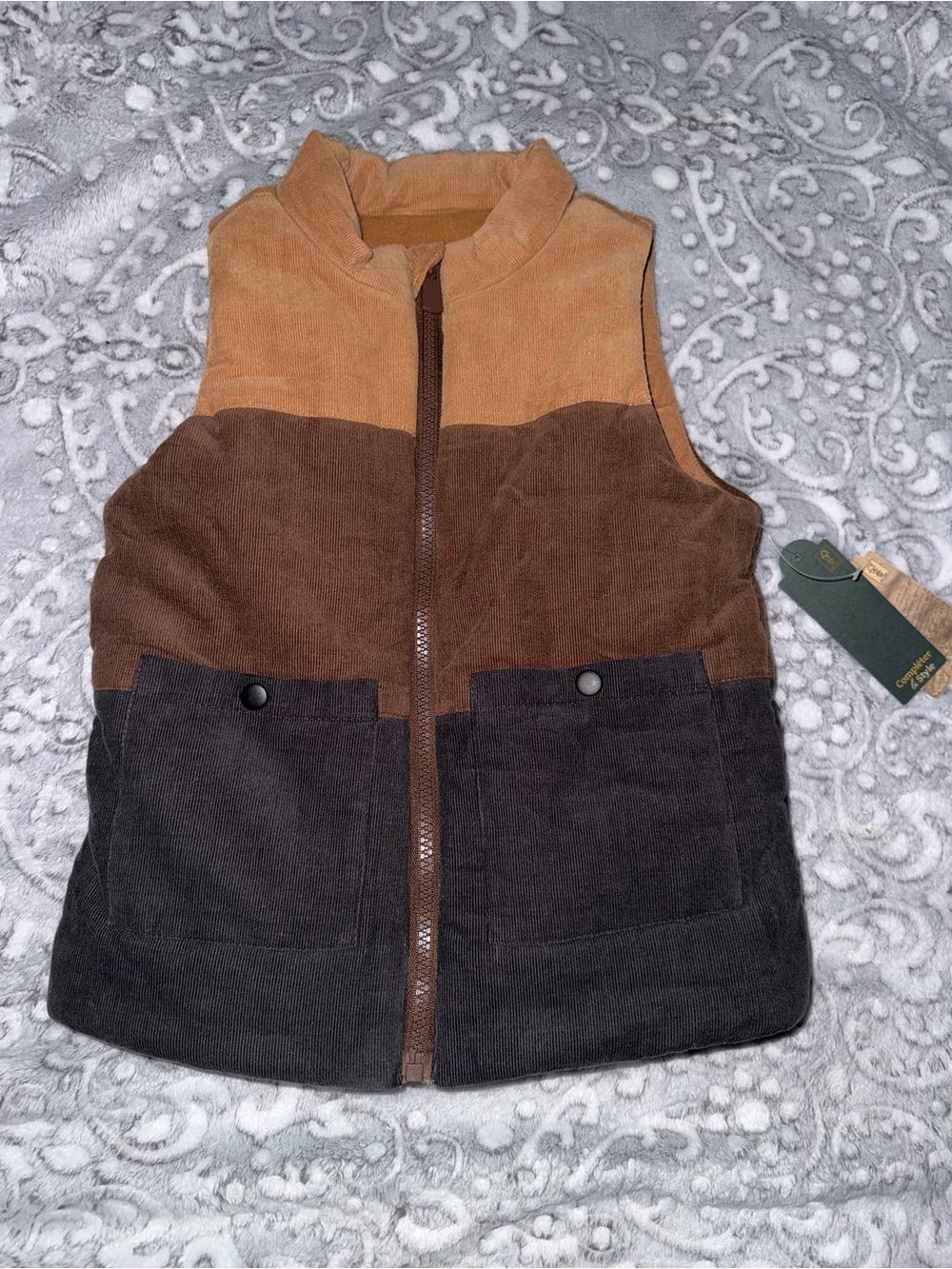 NWT Telluride Boys Colorblock Corduroy Vest Brown Tan 4T